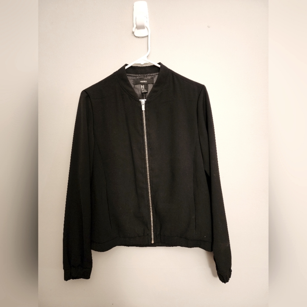 Forever 21 Black Zip-Up Jacket Size Medium